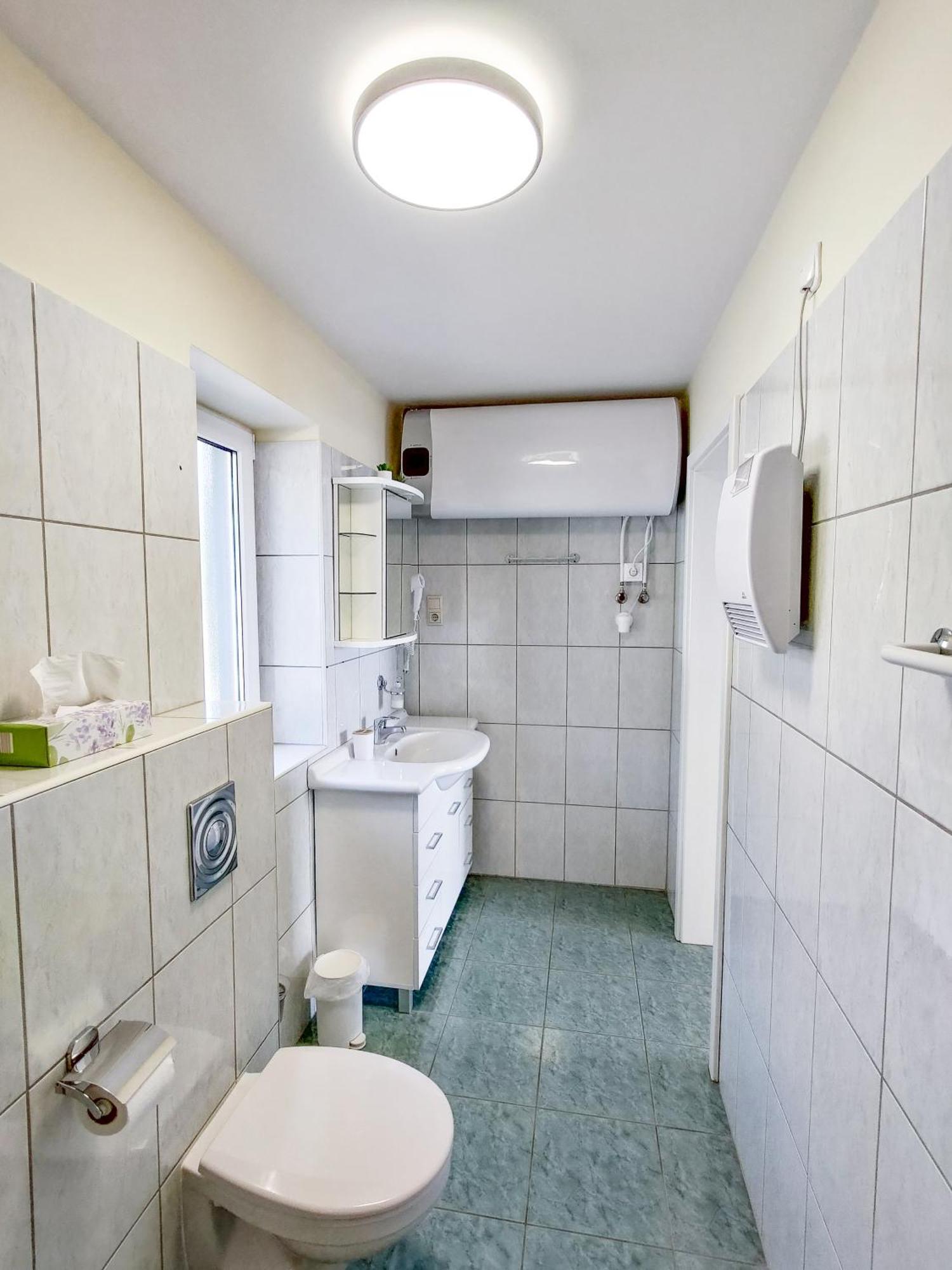 Fuegefa Apartman Balatonalmádi Esterno foto