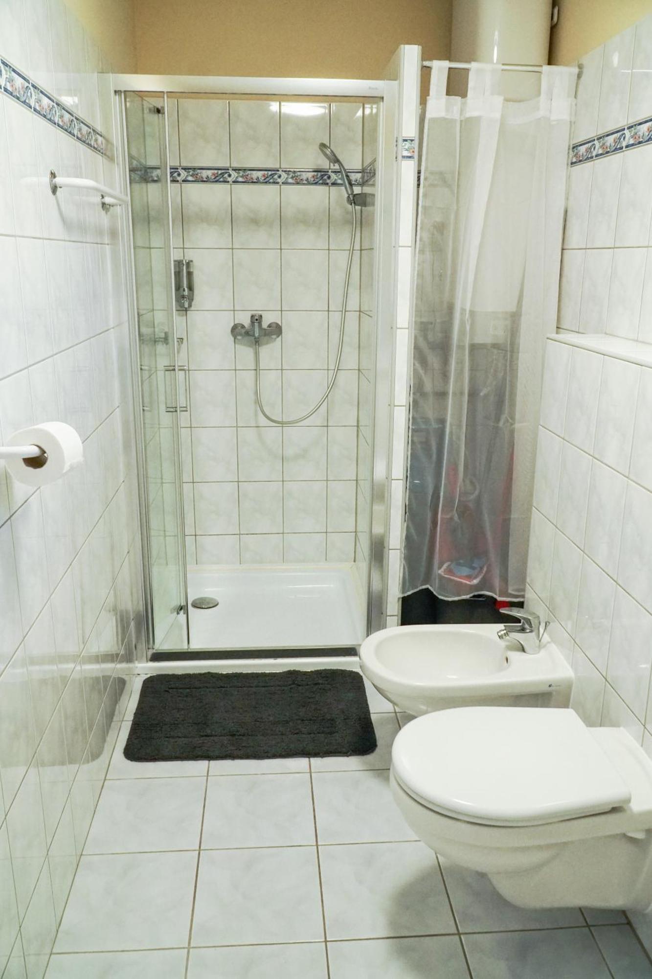 Fuegefa Apartman Balatonalmádi Esterno foto